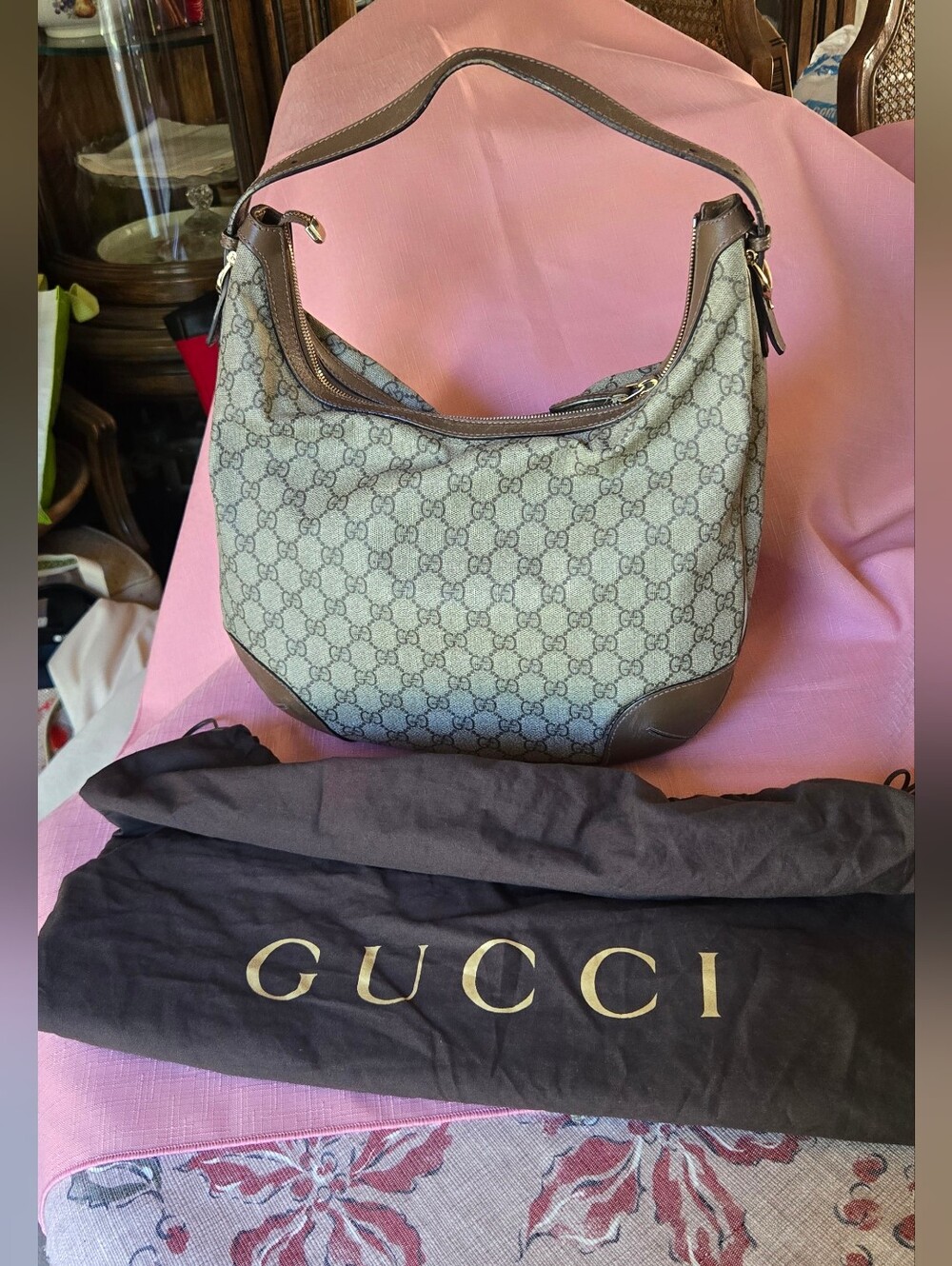 EUC Genuine Gucci Beige GG Canvas Hobo Bag with Brown Leather Trim